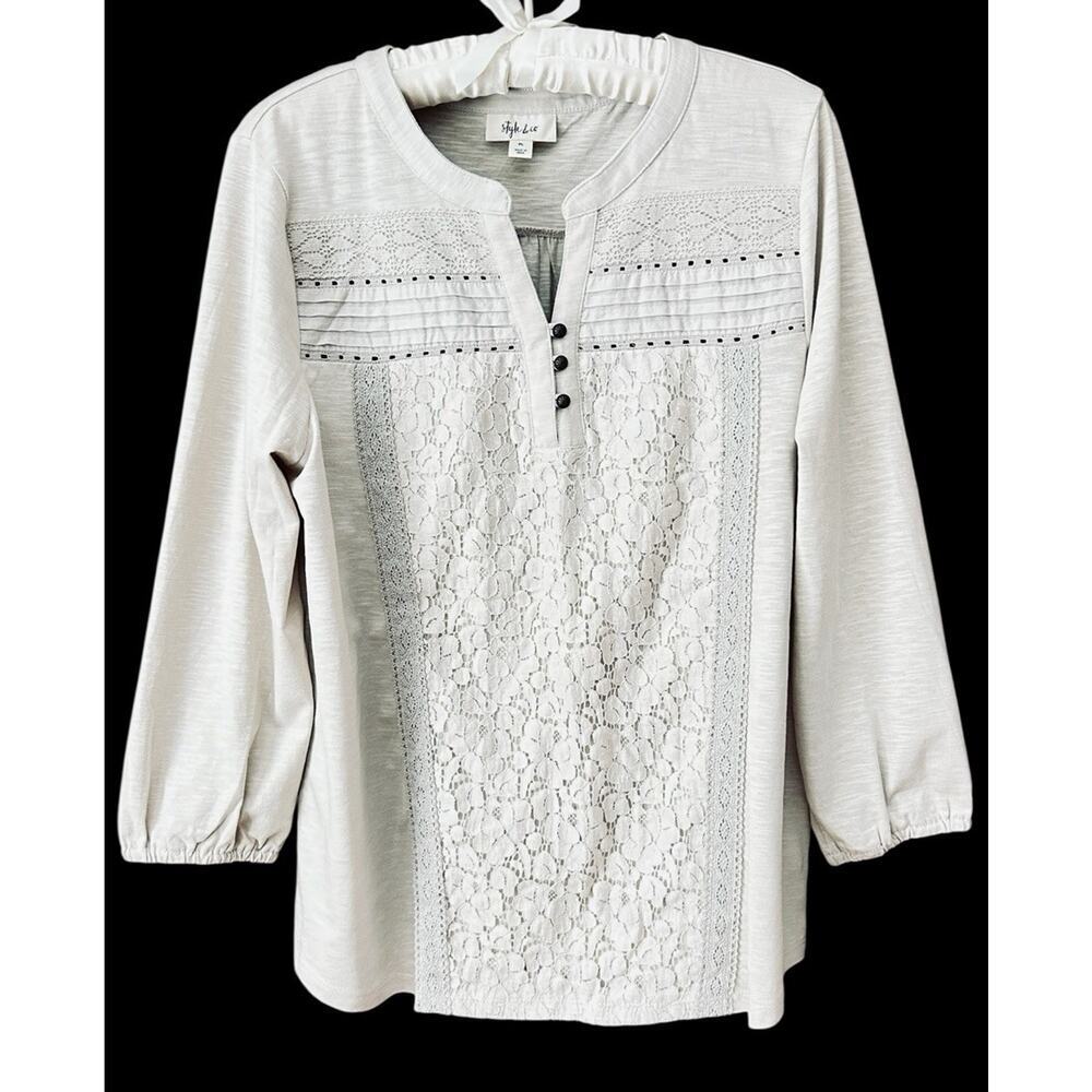 Style & Co. Women’s Beige Floral Embroidered Lace Front Round Split Neckline PL